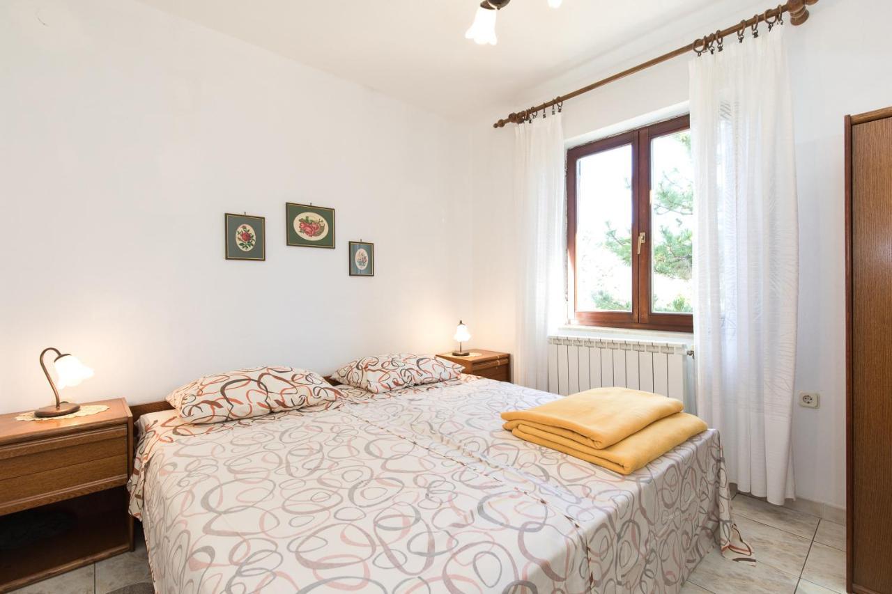 Apartmani Anita Punat Exterior foto