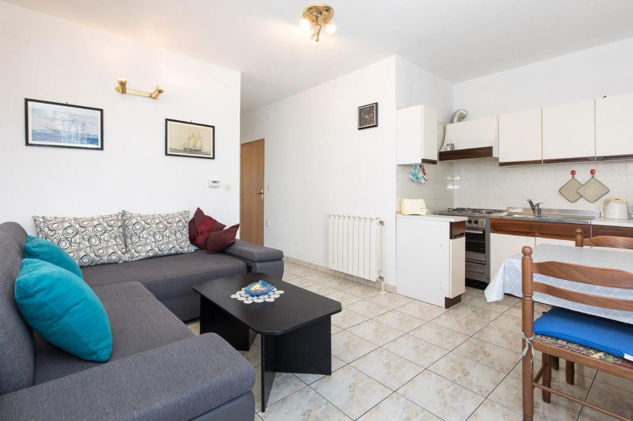 Apartmani Anita Punat Exterior foto